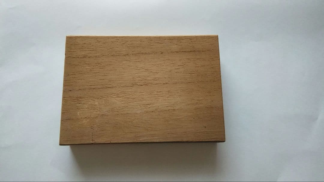 真如苑　美品　真如教主　三霊尊レリーフ　（ケ−ス付 ）