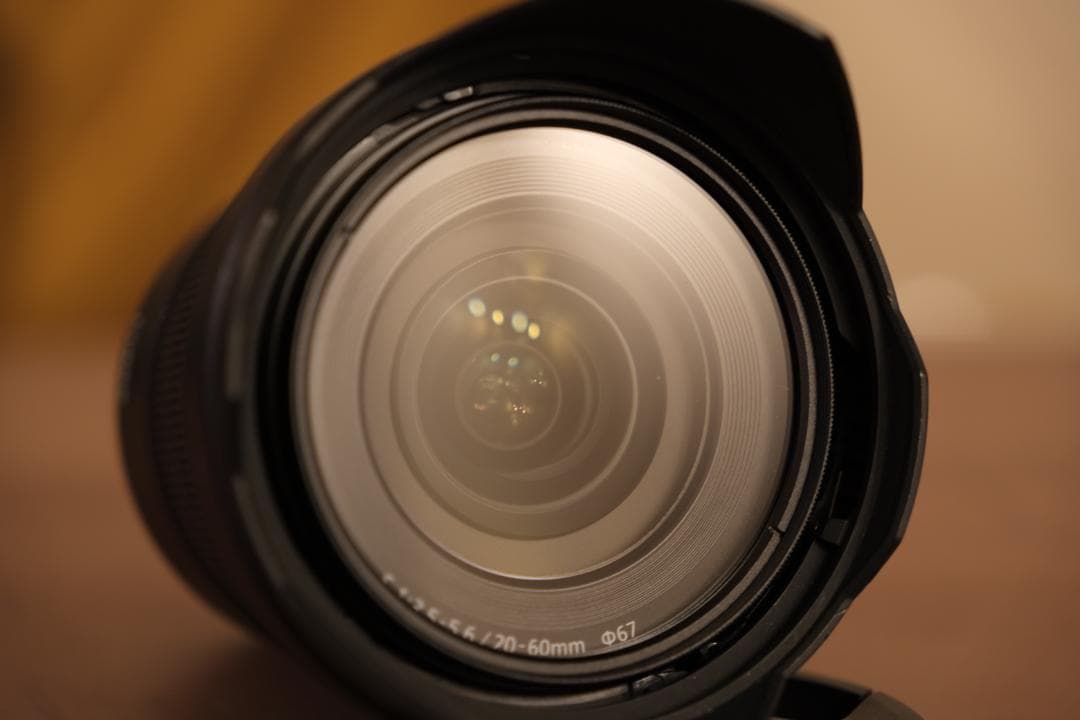 LUMIX S5 & 20-60mm f3.5-5.6 フルサイズミラーレス一眼