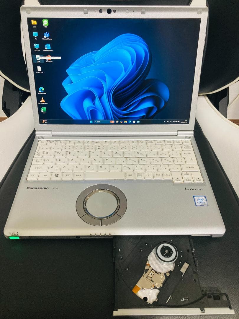レッツノートSV8 256GB 16GB OFFICE2024 DVDマルチ
