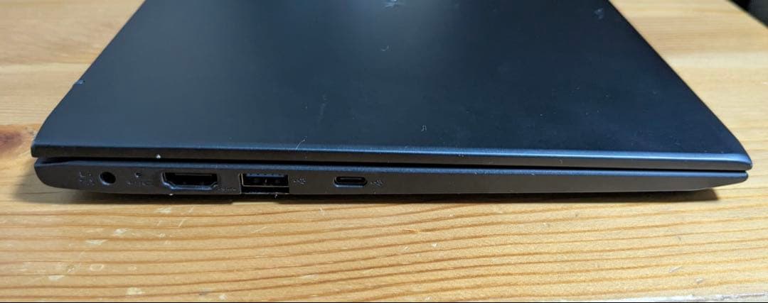 東芝　dynabook SJ73/ku 1235u 16gb 256GB