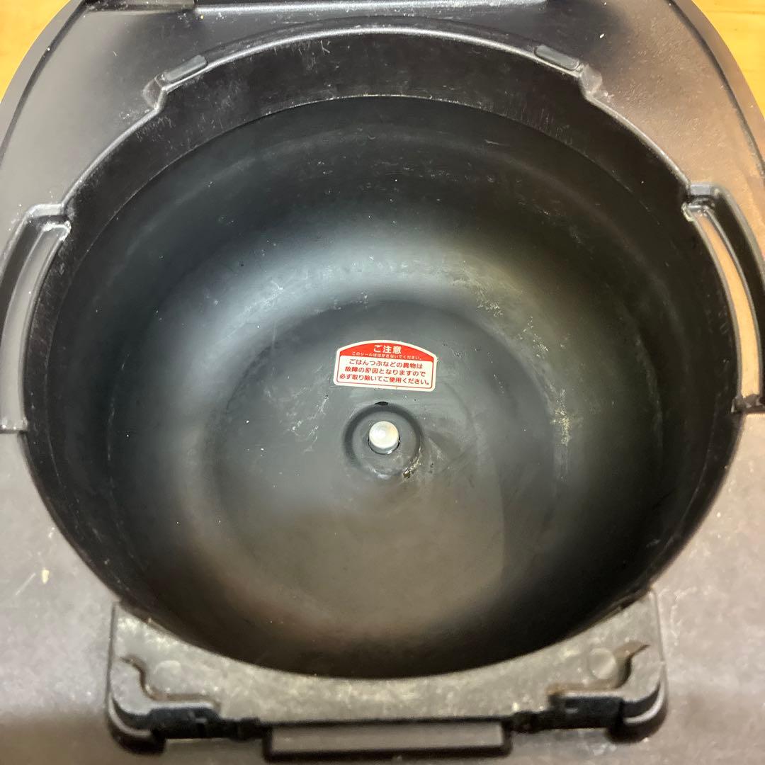 圧力炊飯器　TIGER JPV-A100 5.5合炊き