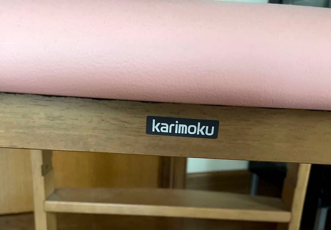 カリモク　学習椅子　チェア karimoku 女の子