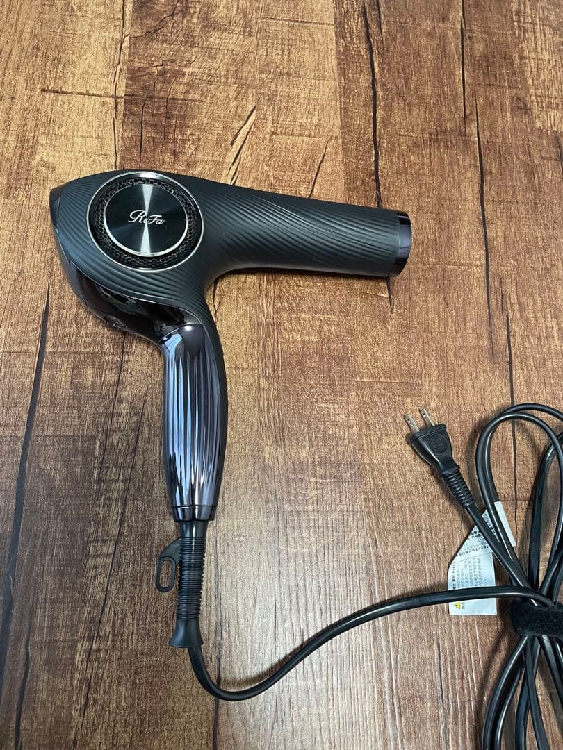 リファ ヘアドライヤー　ブラック　黒