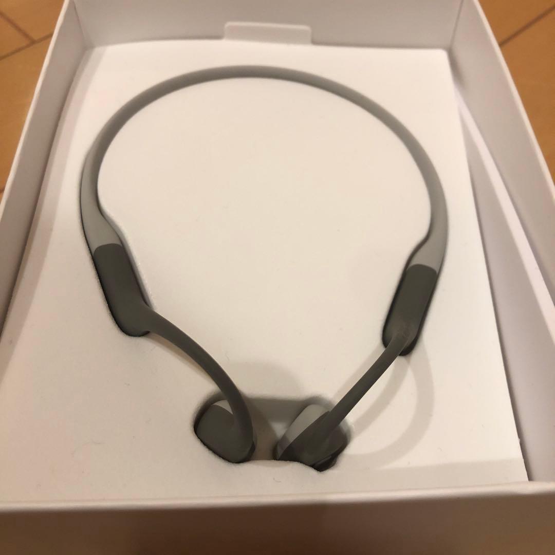 SHOKZ OPENRUN 骨伝導イヤホン グレー