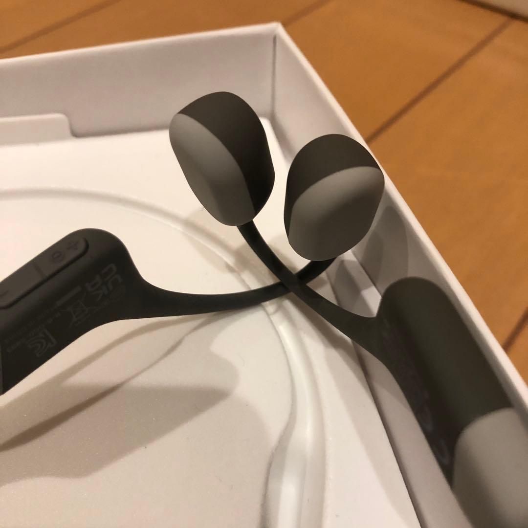 SHOKZ OPENRUN 骨伝導イヤホン グレー