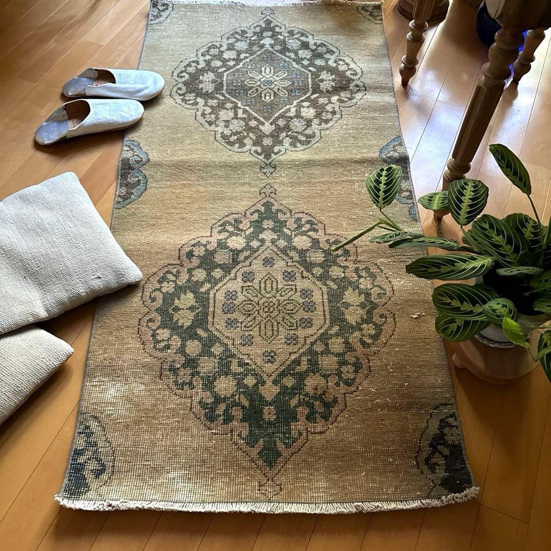 専用ページ　67×139 カーキベージュ　色褪せカラー　トルコヴィンテージラグ