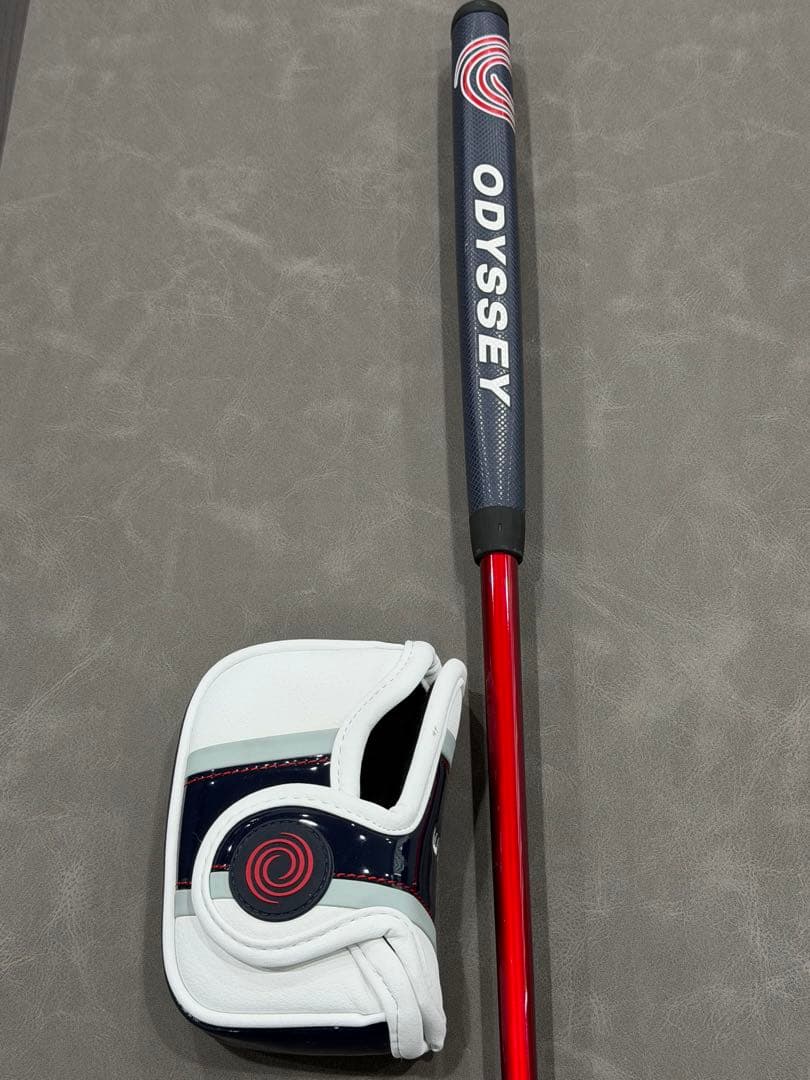 オデッセイ　TRI-BEAM PUTTER　6M　2023年モデル