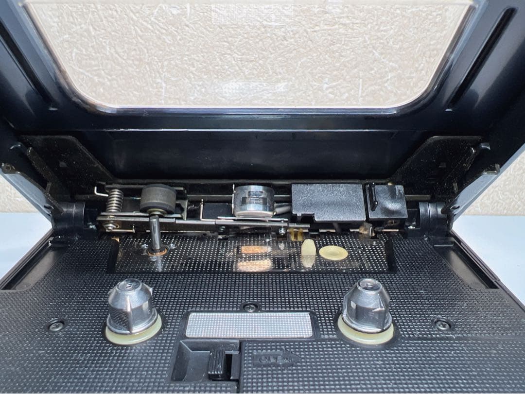 【ジャンク扱い】SONY カセットウォークマン WM-2