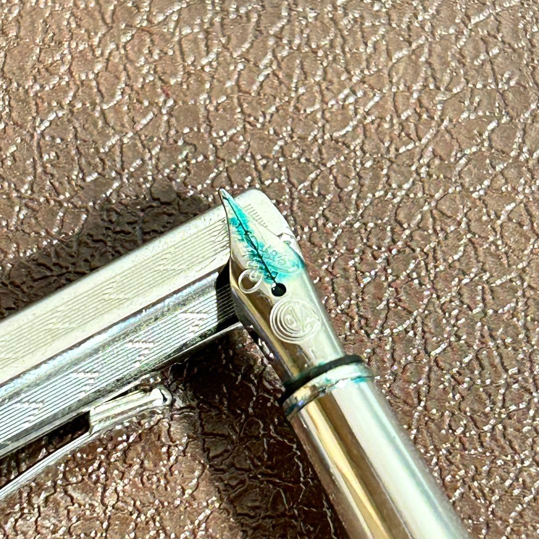 CARAN D'ACHE 万年筆 エクリドール シェブロン シルバー