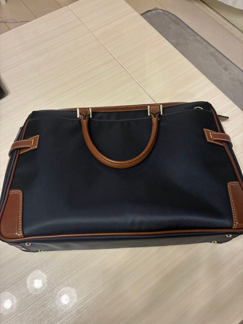 TAKEO KIKUCHI ネイビー ビジネスバッグ