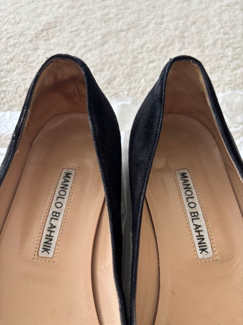 マノロブラニク パンプス 37 スエード 黒 ブラック マノロ ドゥロワー