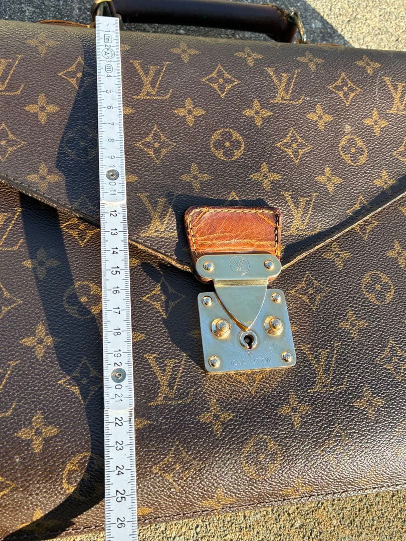 M*様 ハンドバッグ モノグラム セルヴィエット コンセイエ　LOUIS VUI