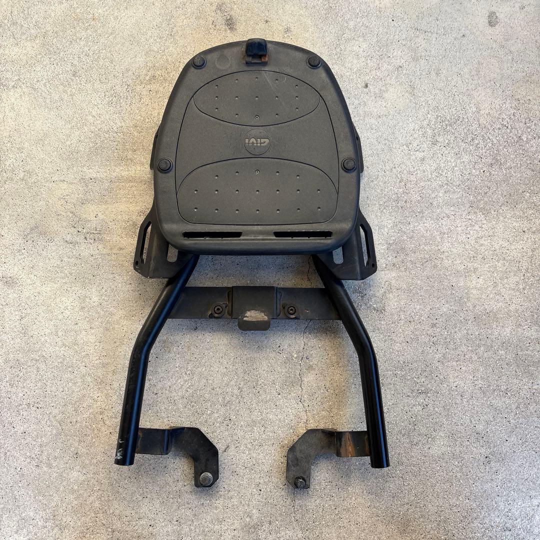 Ninja250r ニンジャ250r デイトナリアキャリア　GIVIボックス