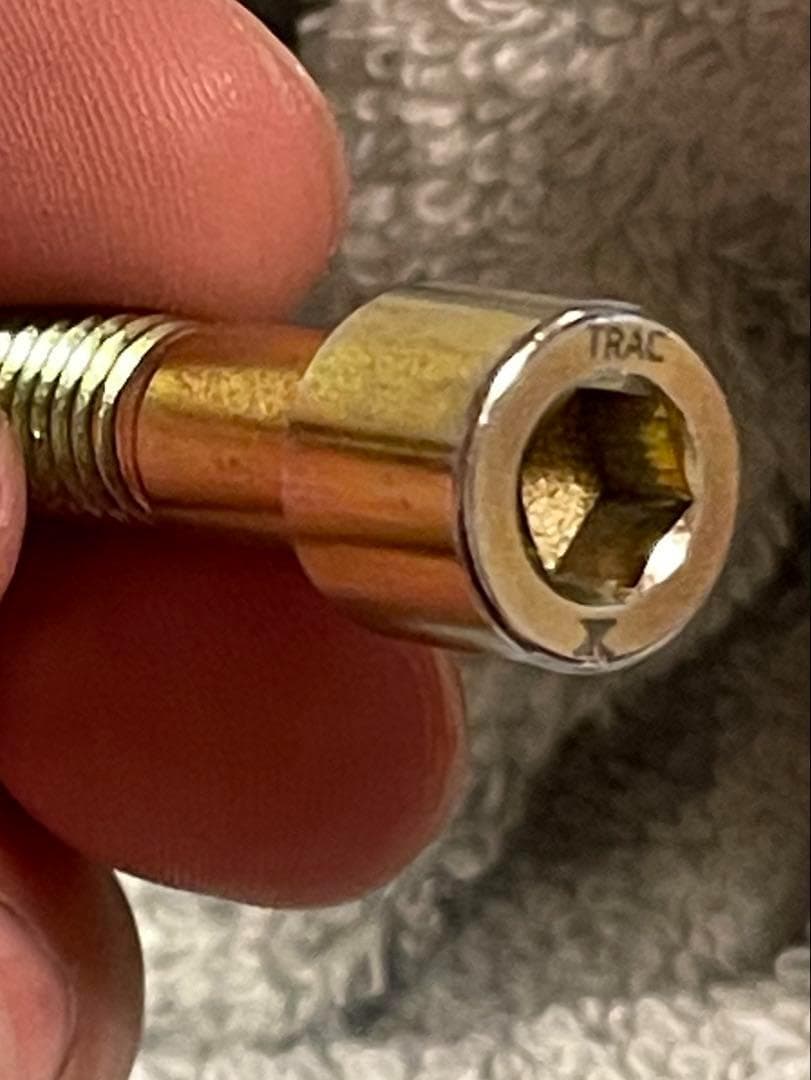 CBX400F CBX550F TRAC 特殊ボルト 4本セット CBX版 AB