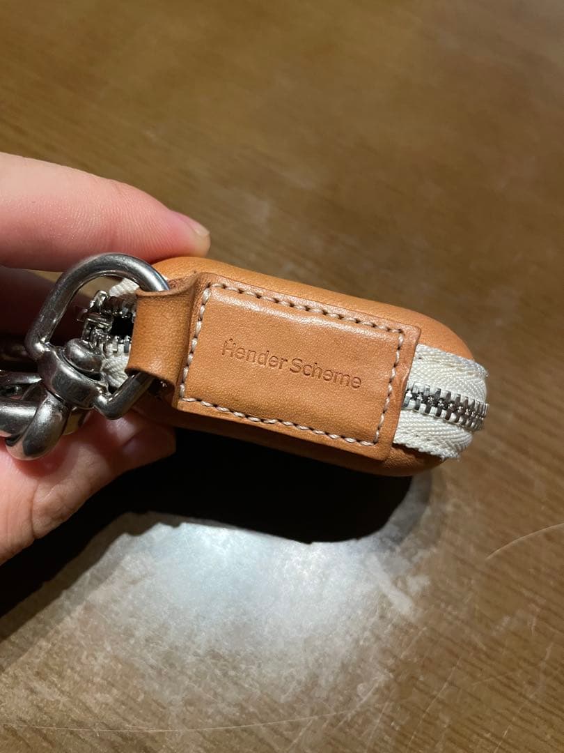 Hender Scheme AirPodsケース