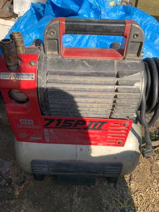 コンプレッサー