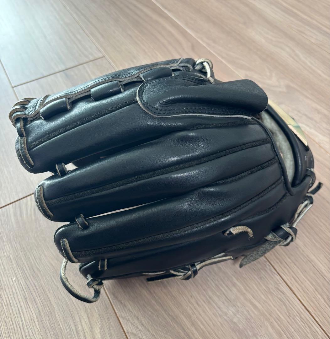 【美品】ミズノ グローバルエリート 軟式グローブ 投手用　黒