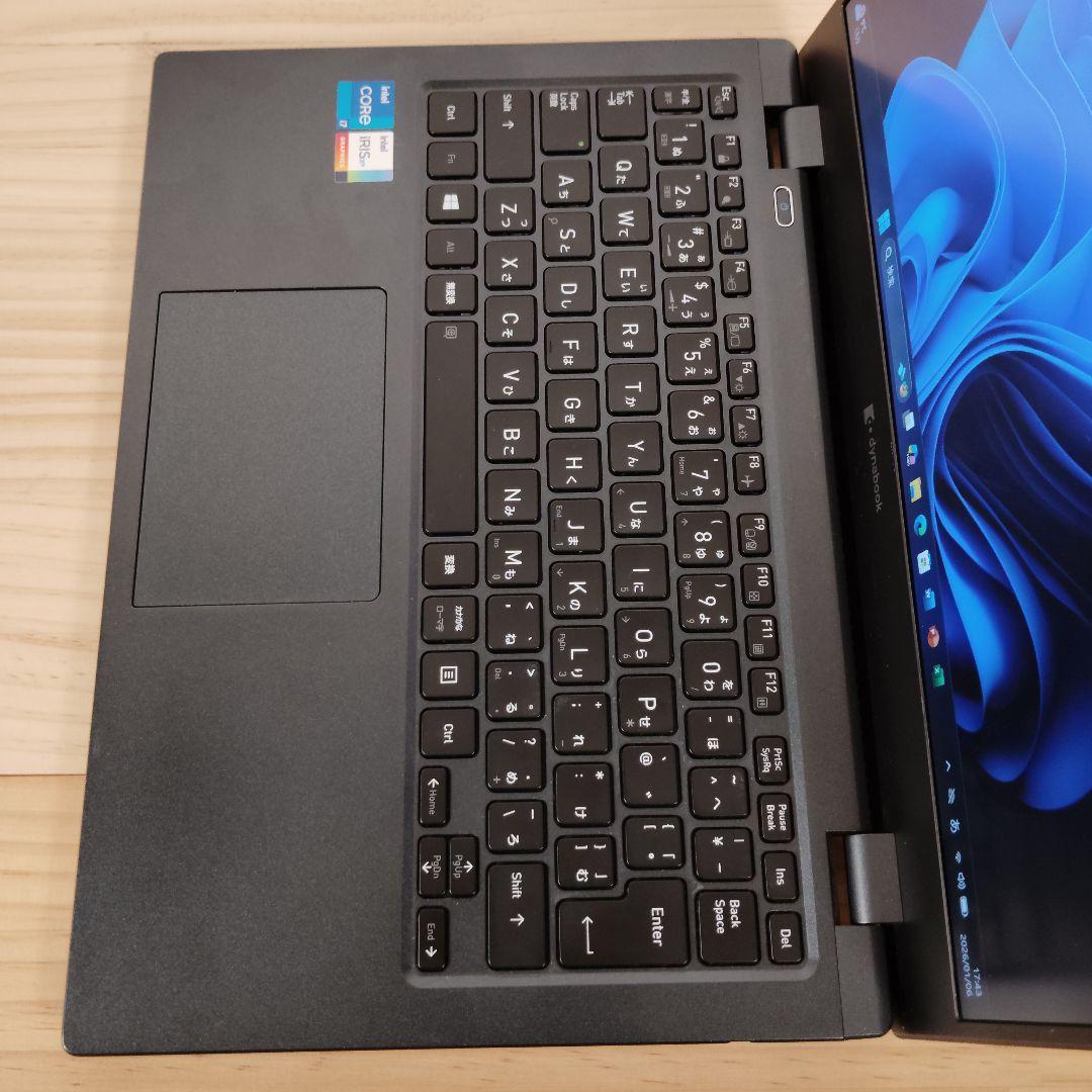 美品 爆速 Dynabook G83/HS 第11世代i7搭載 16GB 512