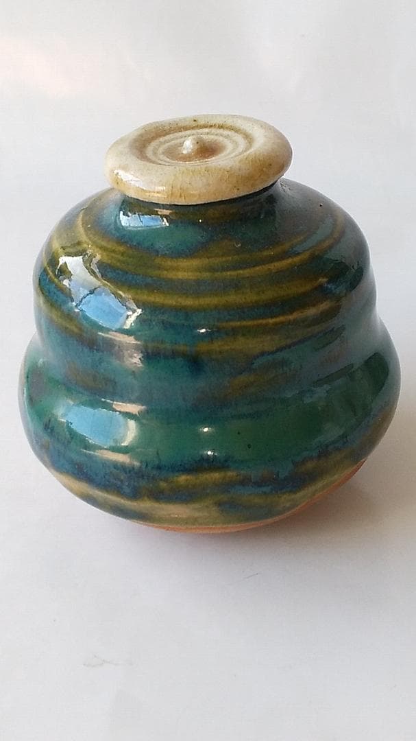 古瀬戸 緑釉 茶入 加藤作助 作 仕覆 笹蔓緞子 共箱 茶入 茶道具 美品 です