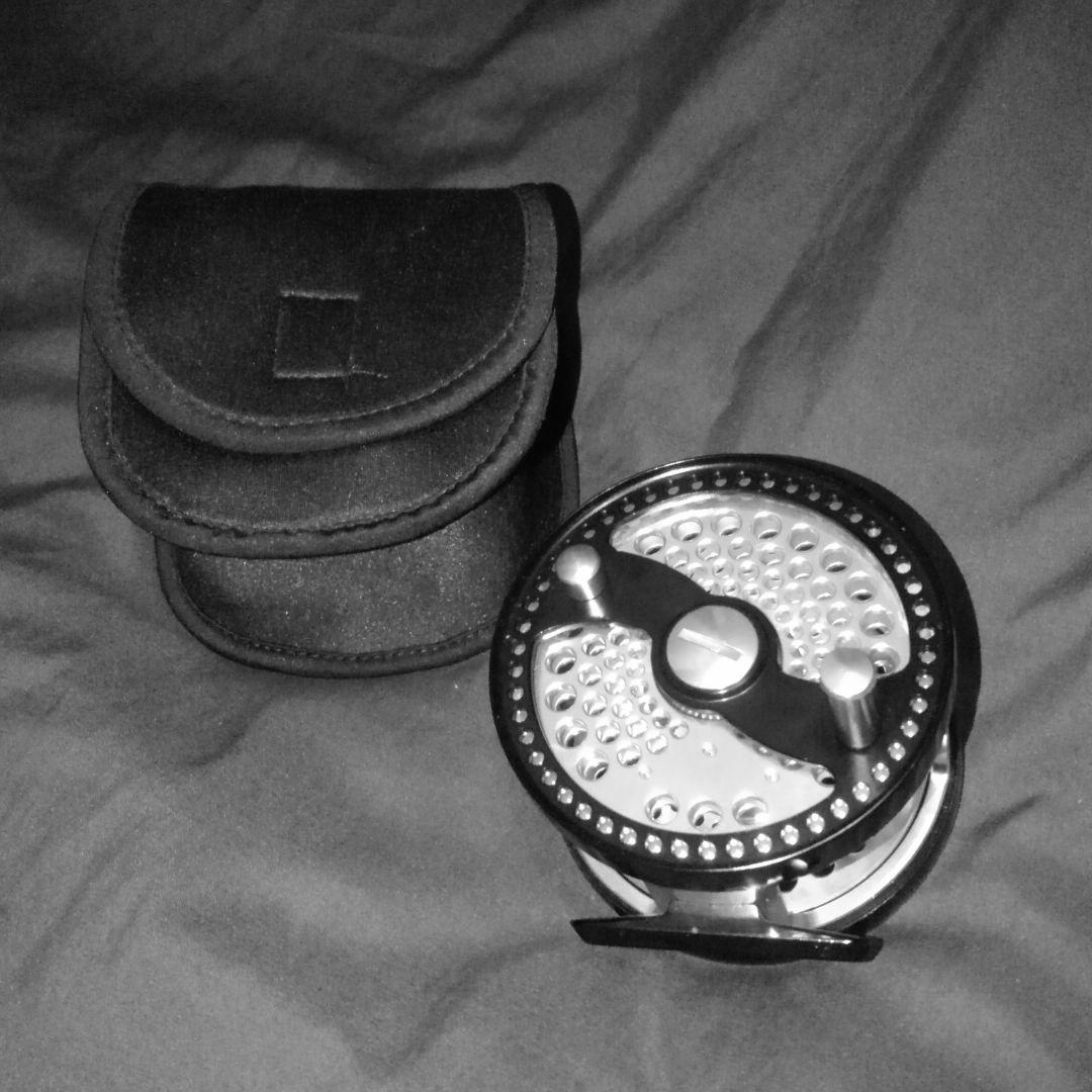 フライリール Classic Fly Reel #7/9 left handle