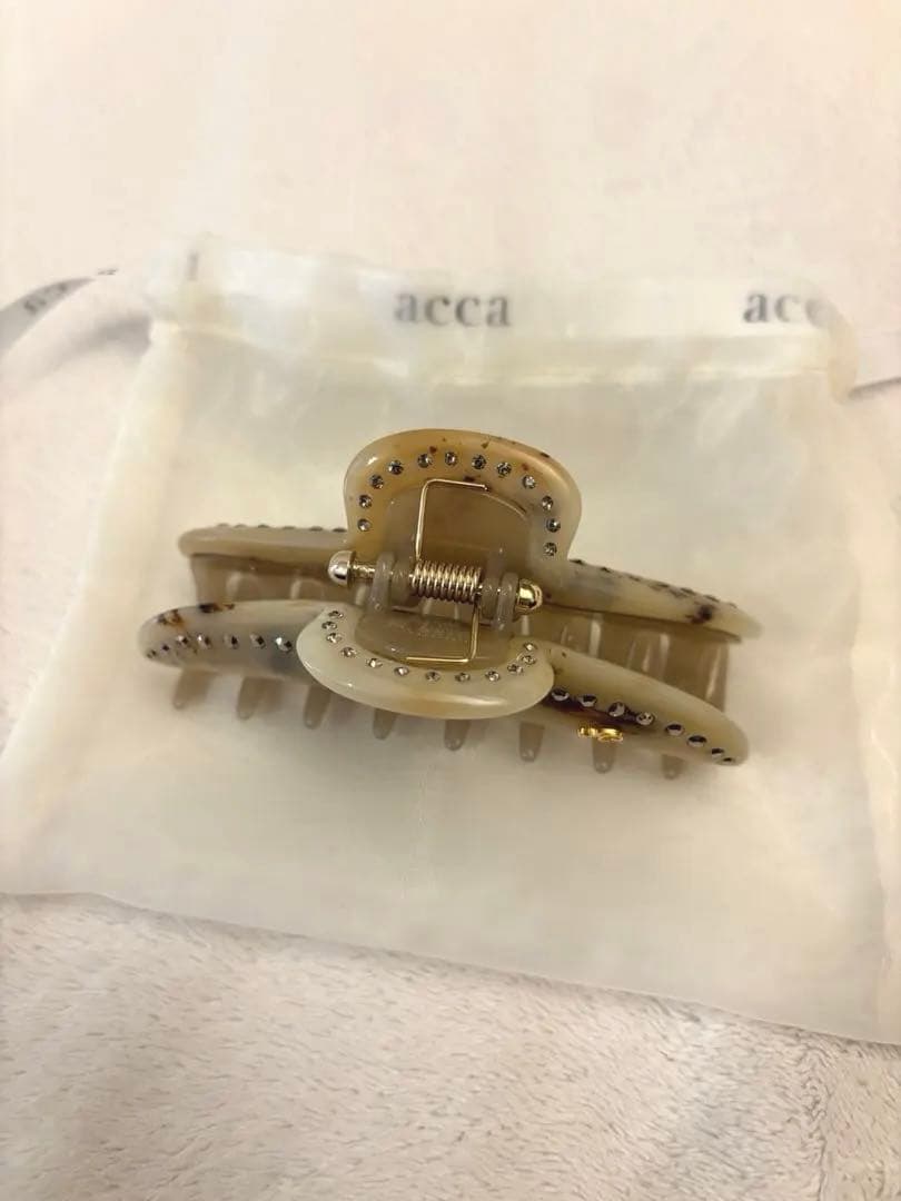 【ACCA】ティアラクイーン　クリップ　Ｌサイズ ベージュ