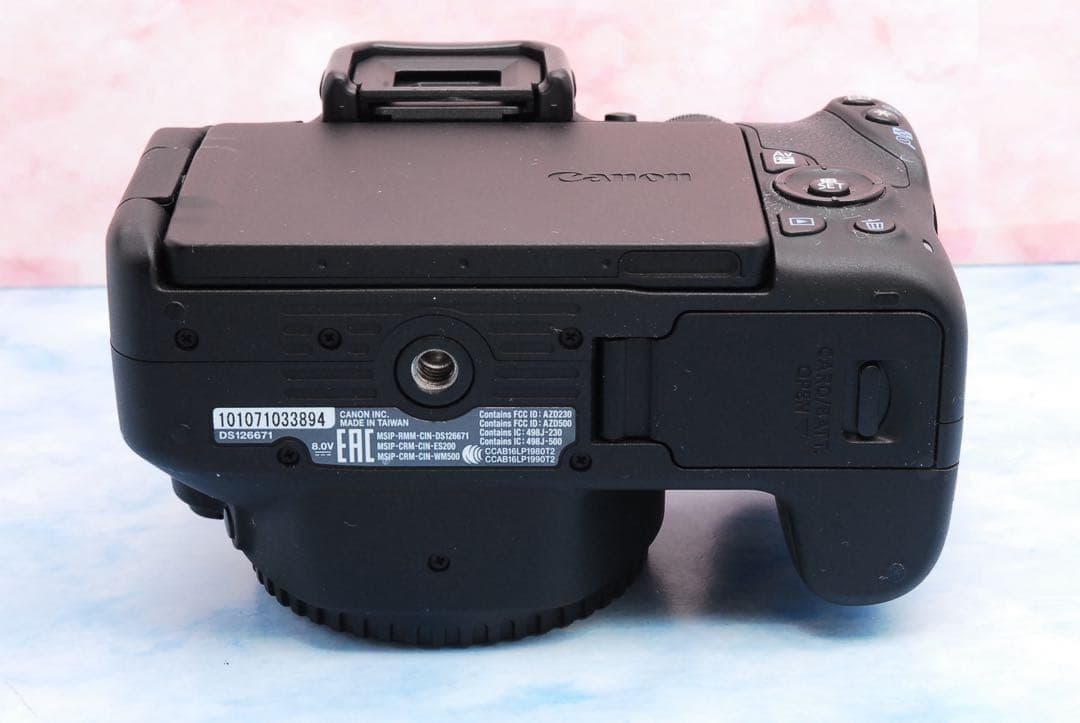 Canon kiss X9★豪華Wレンズセット★Wi-Fi★一眼レフカメラ