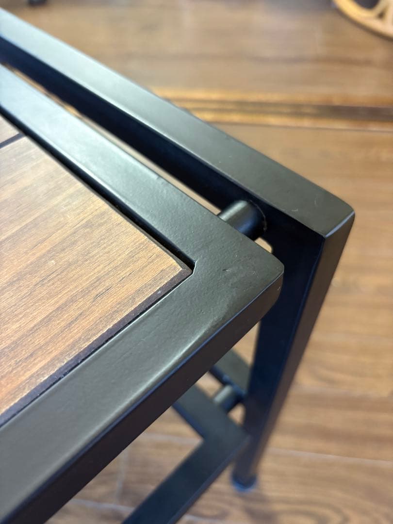 【used】天然木 オイル塗装 ローテーブル 棚付き インダストリアル