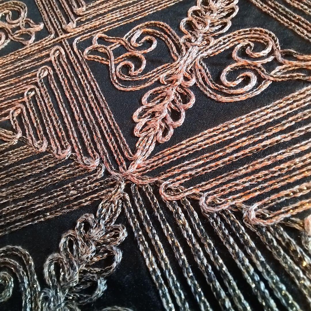 無月袋帯　全通柄　西陣絣シルク100%　無月タグ付き　美品