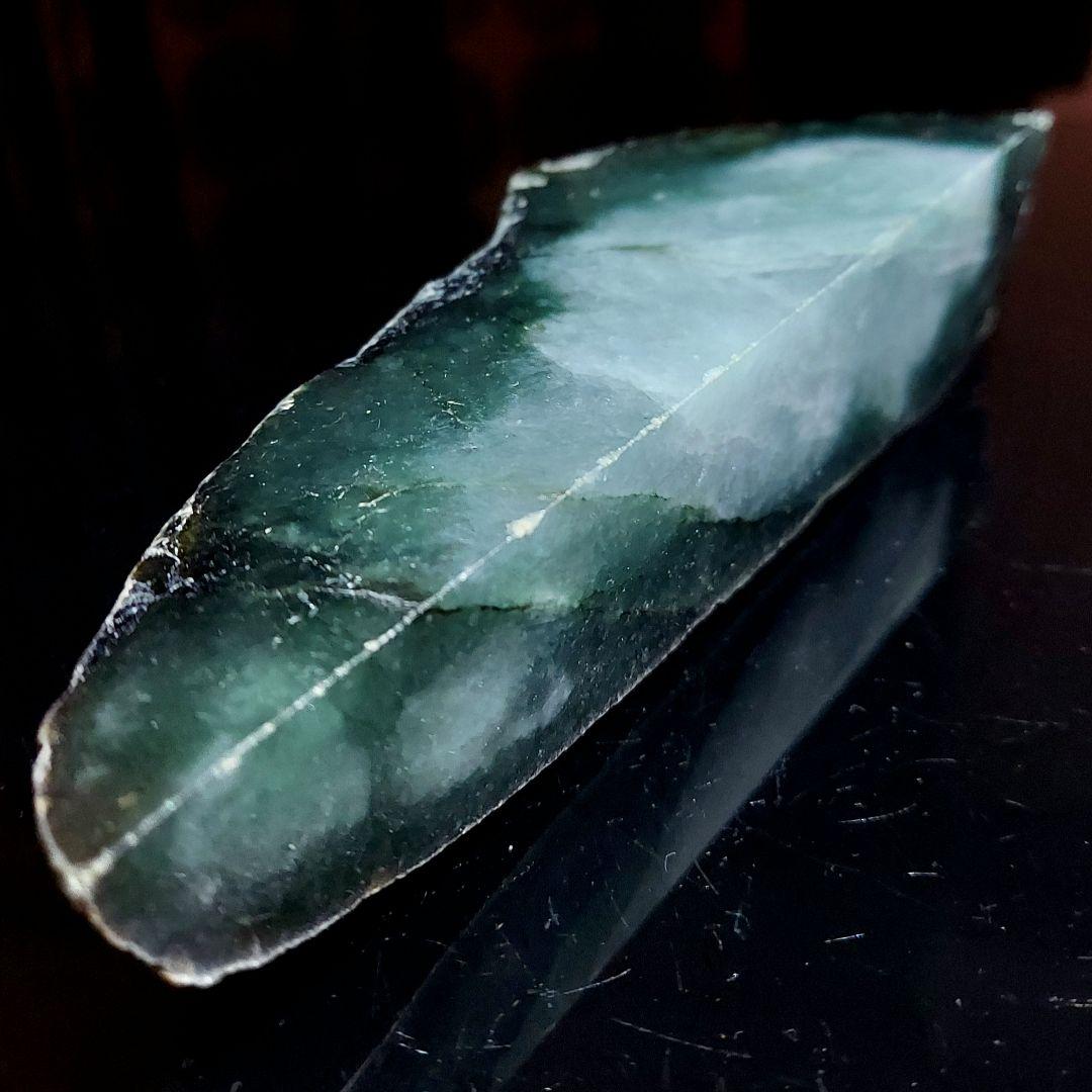 渋かっこいい模様に迫力の大きさの JADEITE 本翡翠 原石 2面磨き453