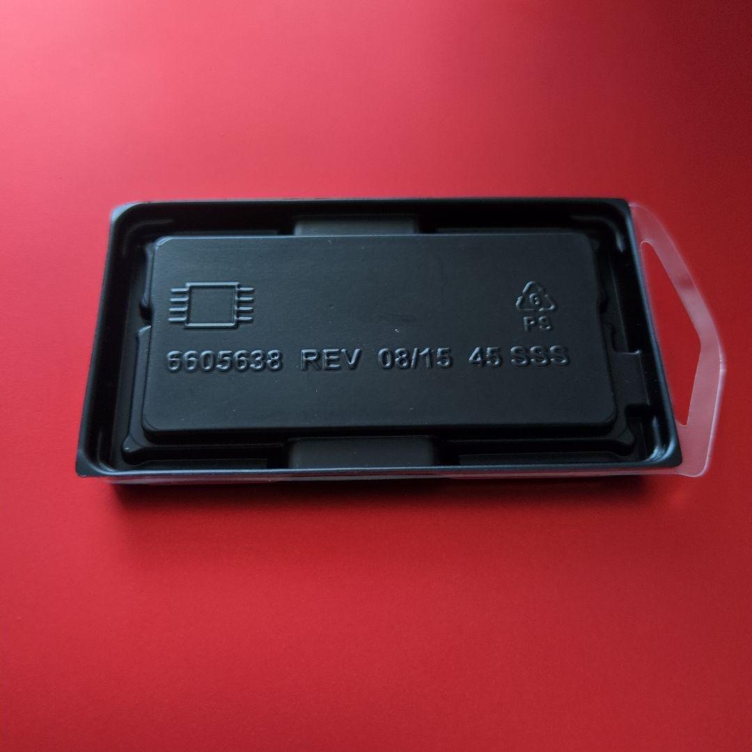 crucial 8GB DDR4-2400 SO-DIMM メモリ