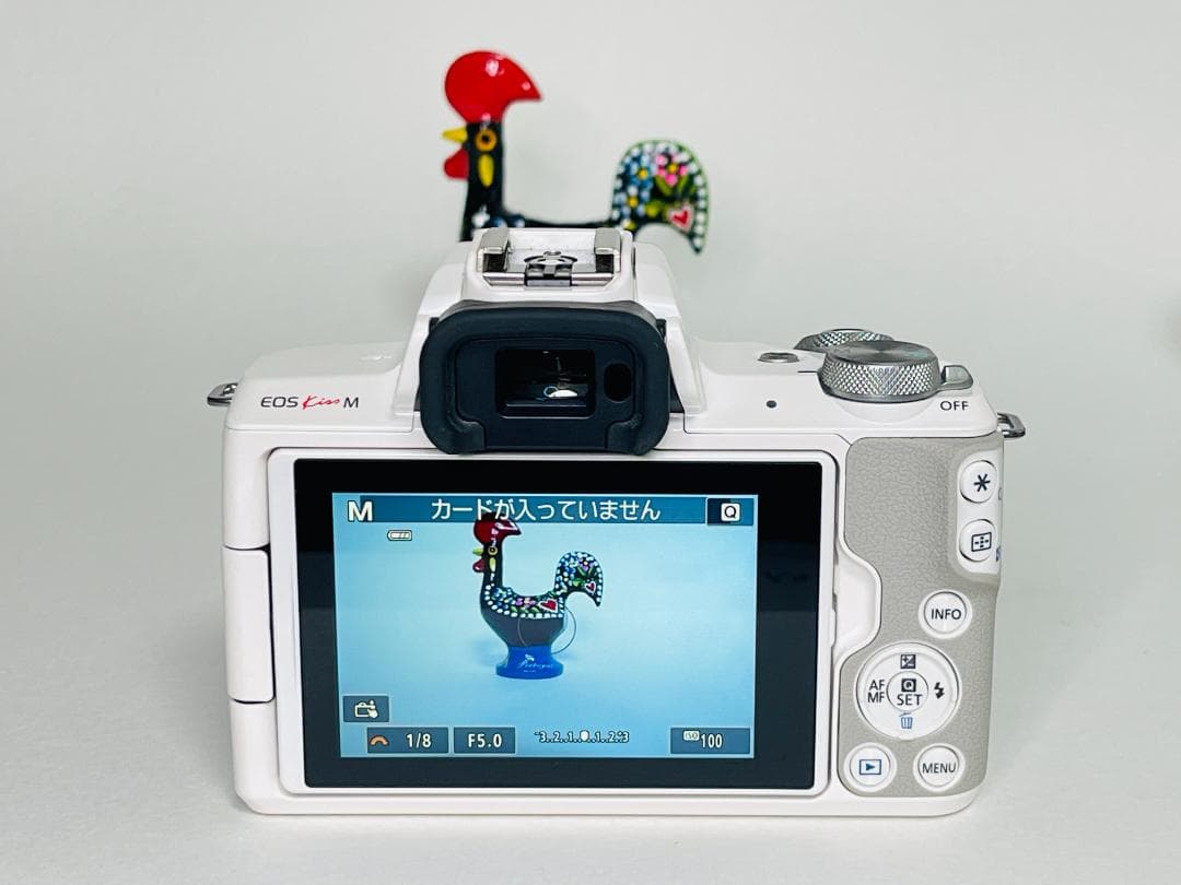 CANON キヤノン EOS Kiss M ＋ EF-M 15-45mm レンズ