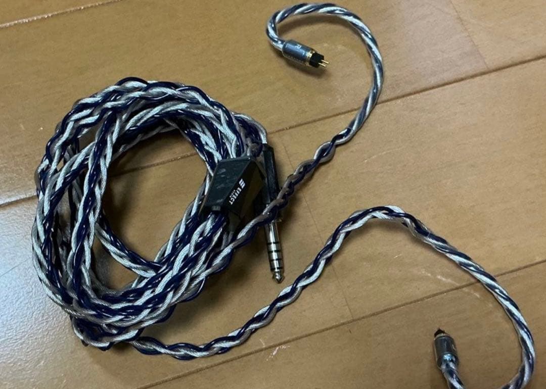 e⭐︎ros イヤホンケーブル effect audio