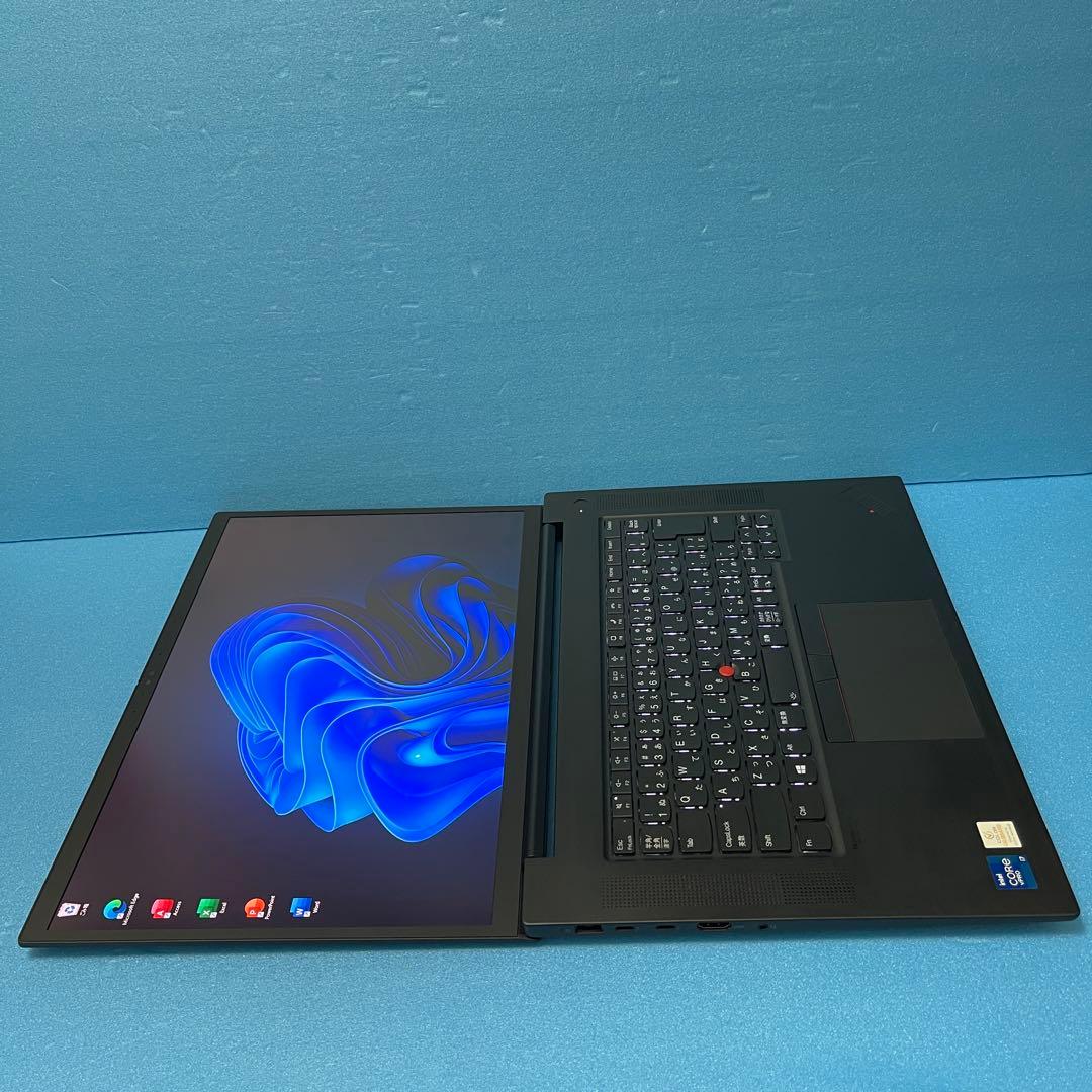 ThinkPad P1 Gen 4 | 4K+ | i7| バッテリー良好