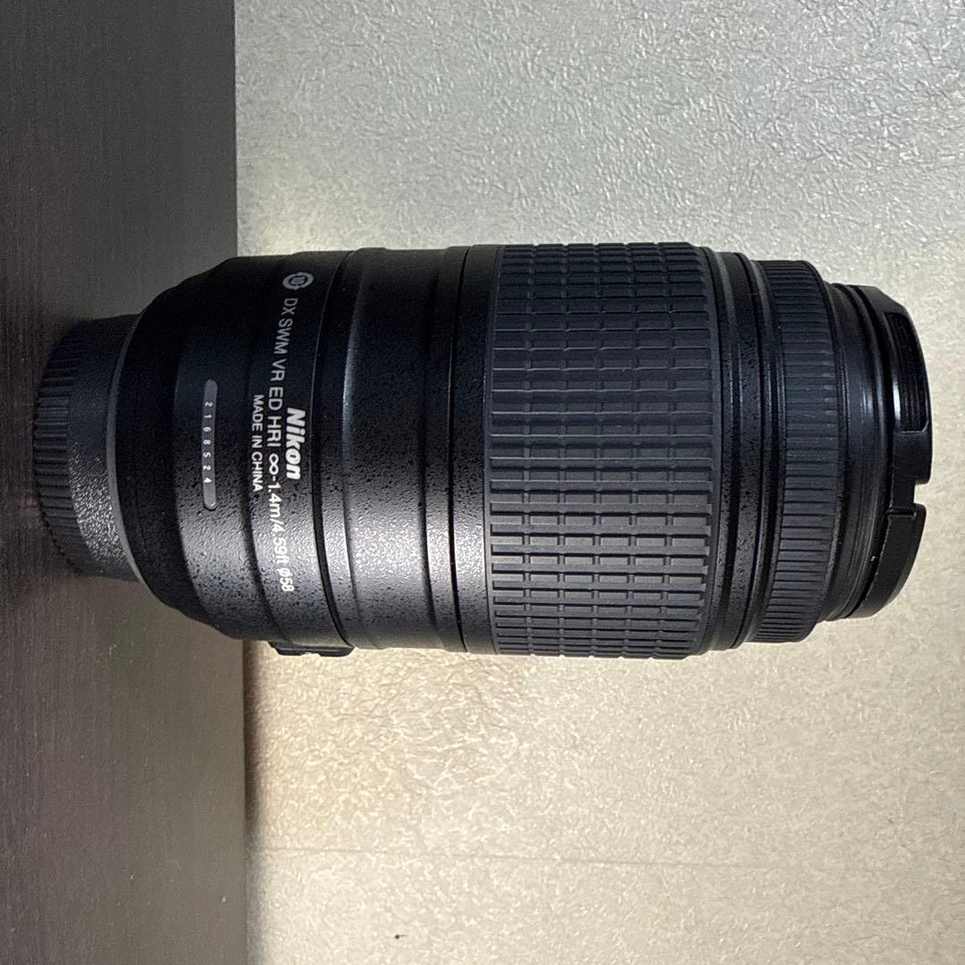 A F-S Nikon DX 55-300mm f4.5-5.6G VRレンズ