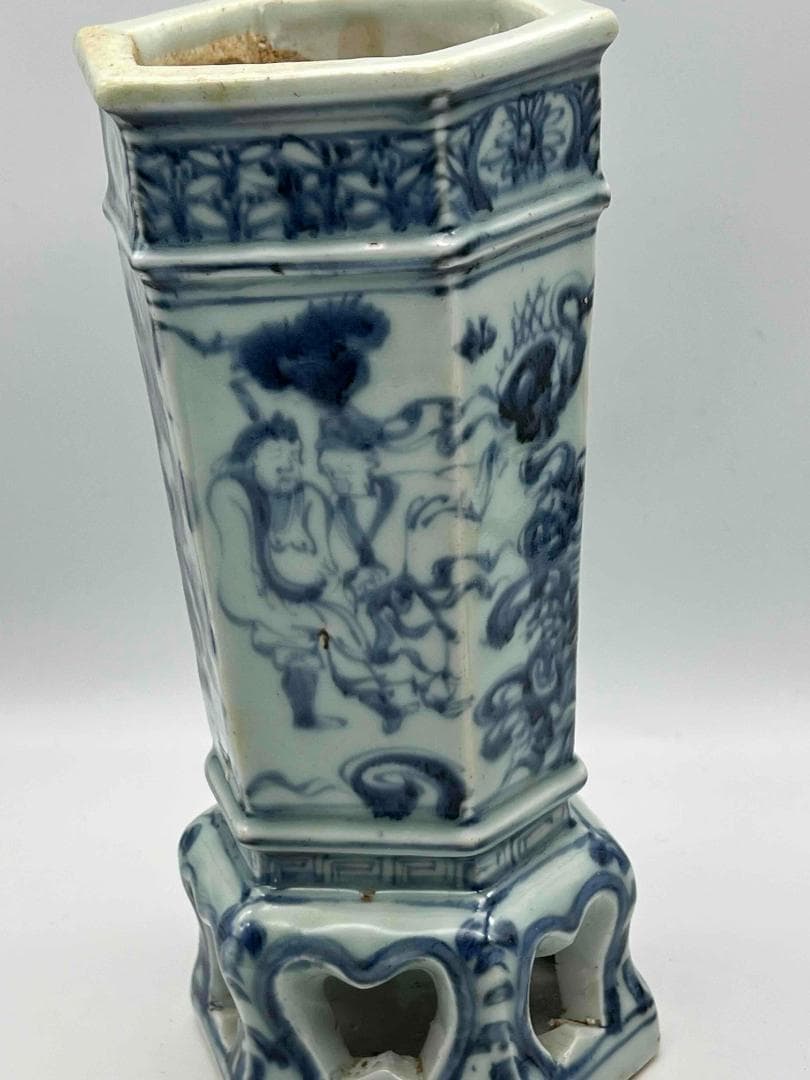 明時代　染付 青花仙人文塔型筆筒 白磁 文房具 名品珍品　香炉 (C-48)