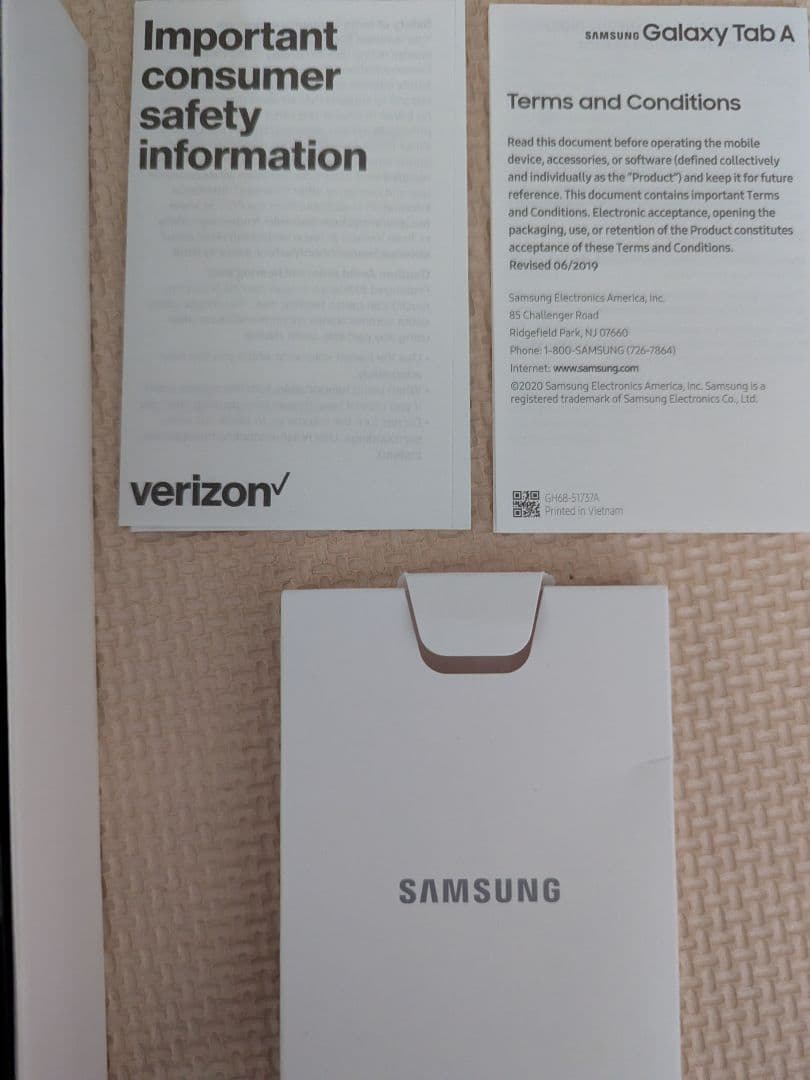 シムフリー Samsung Galaxy Tab A 8.4 2020 外箱付