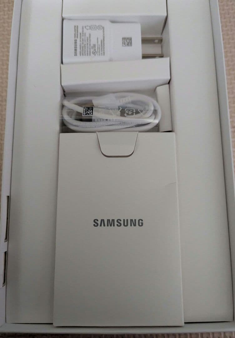 シムフリー Samsung Galaxy Tab A 8.4 2020 外箱付