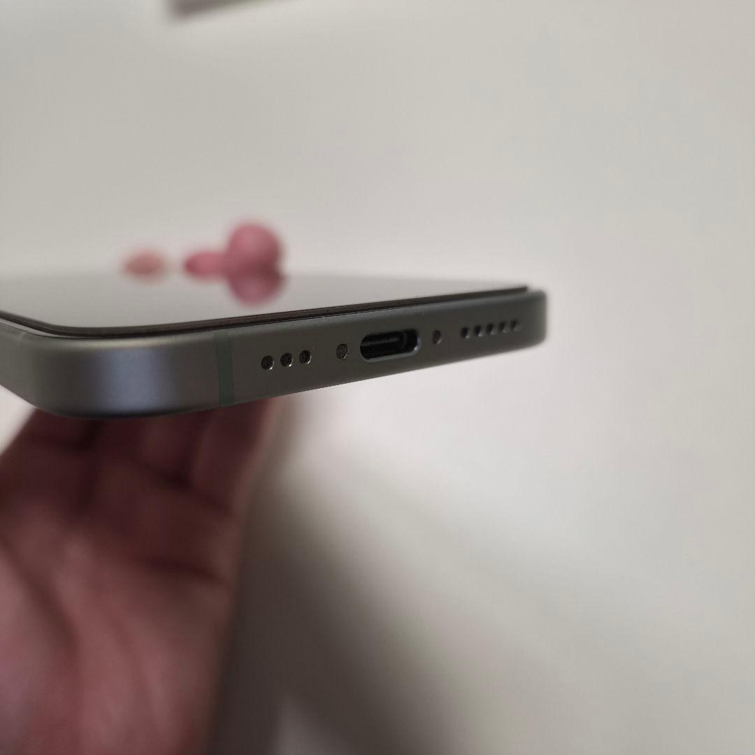 【美品】iPhone15 128GB SIMフリー