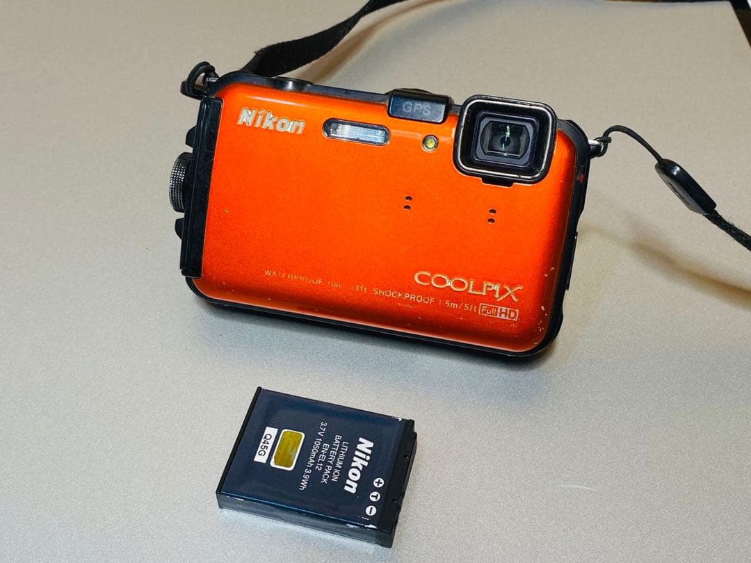 Nikon COOLPIX AW100 防水デジタルカメラ 5m/5ft