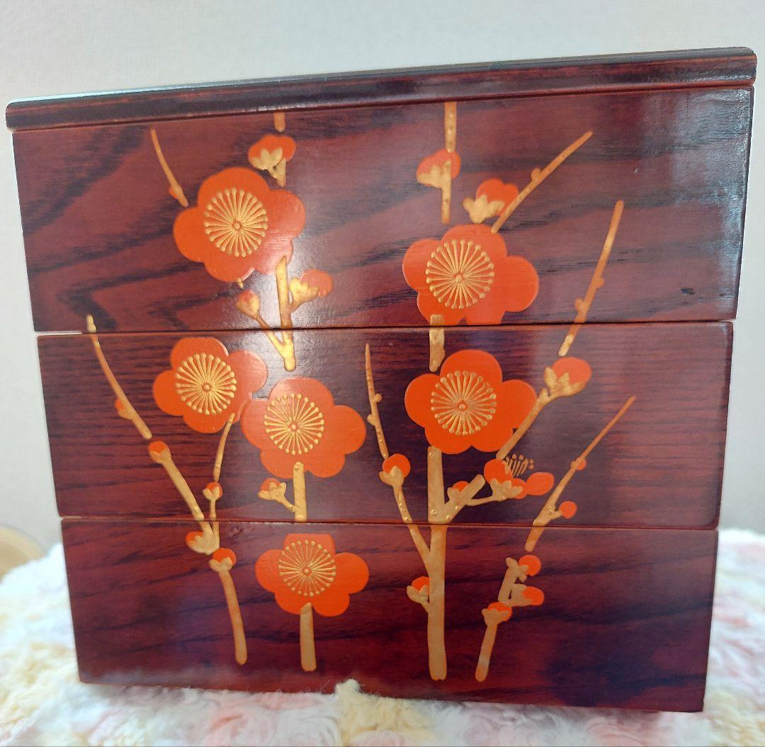 重箱　合成漆器 梅柄 ３段　年代物1980年頃購入　箱あり きれいめ中古