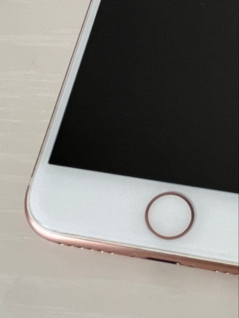 S*）様 Apple iPhone 8 64GBゴールド本体