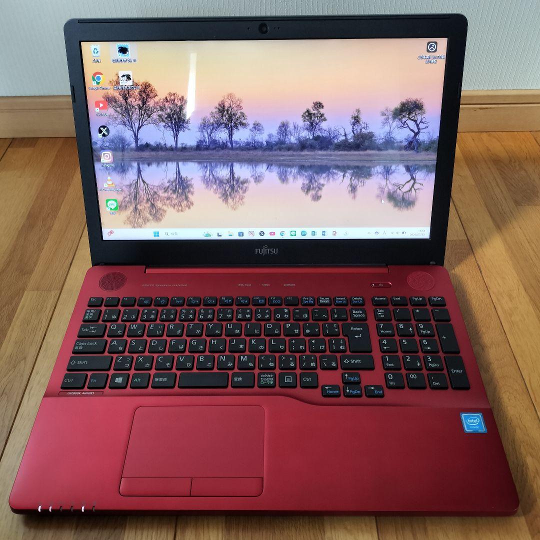 【早い者勝ち】美品⭐️赤ノートパソコン⭐️在宅ワークに最適⭐️Windows11