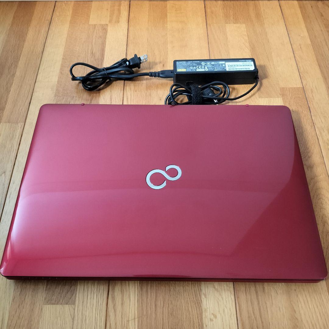 【早い者勝ち】美品⭐️赤ノートパソコン⭐️在宅ワークに最適⭐️Windows11