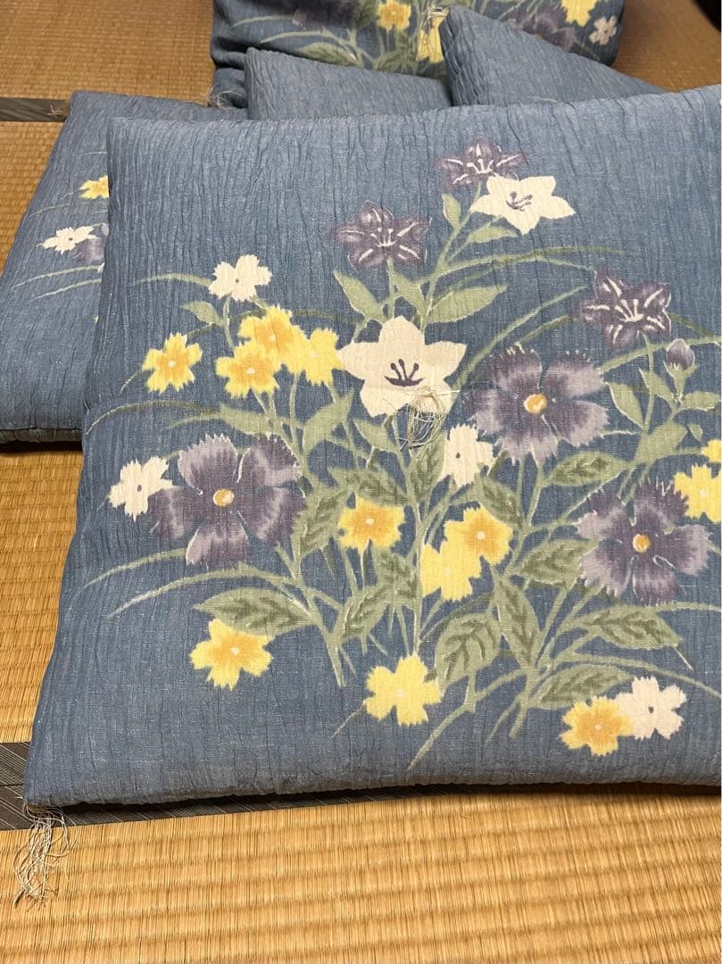 【新品未使用】高級綿入り座布団　夏用　５枚　森英恵デザイン　５５センチ