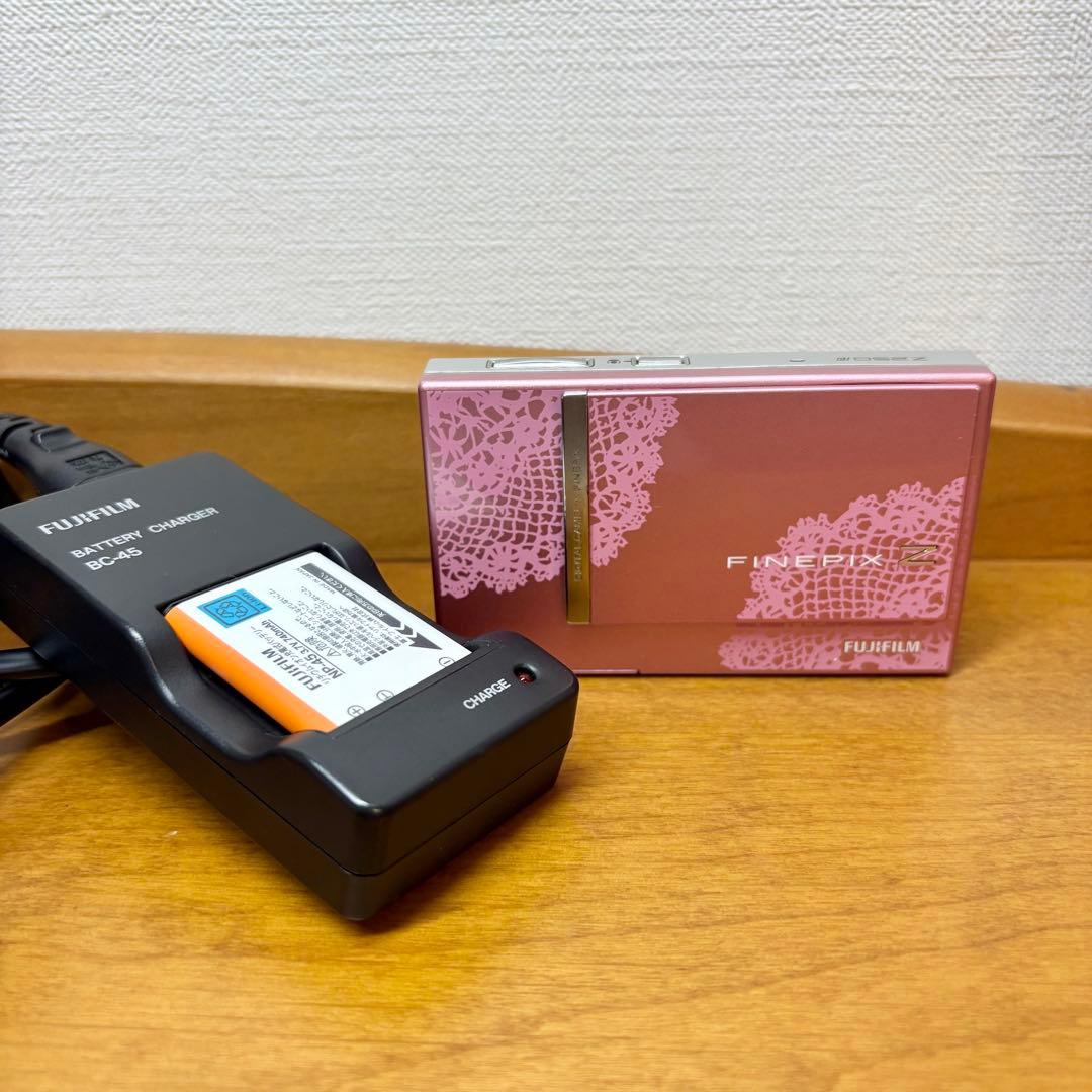 コンパクトデジタルカメラ　FINEPIX Z