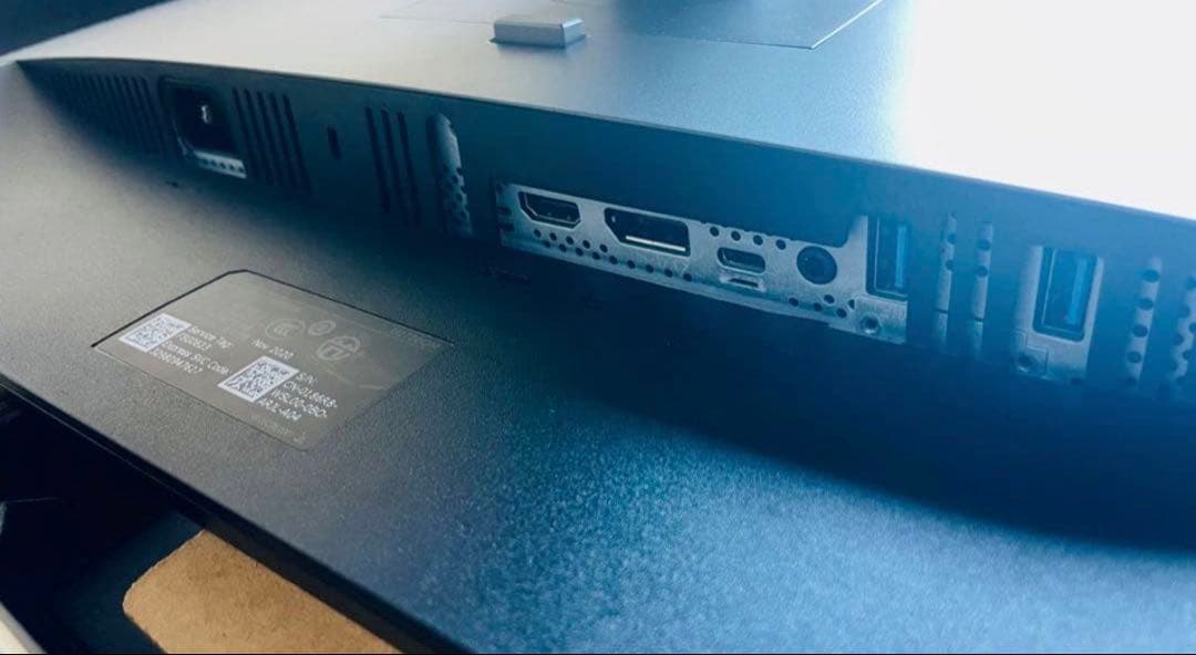 DELL 4Kモニター 27インチ U2720QM【表示不良あり/動作良好】