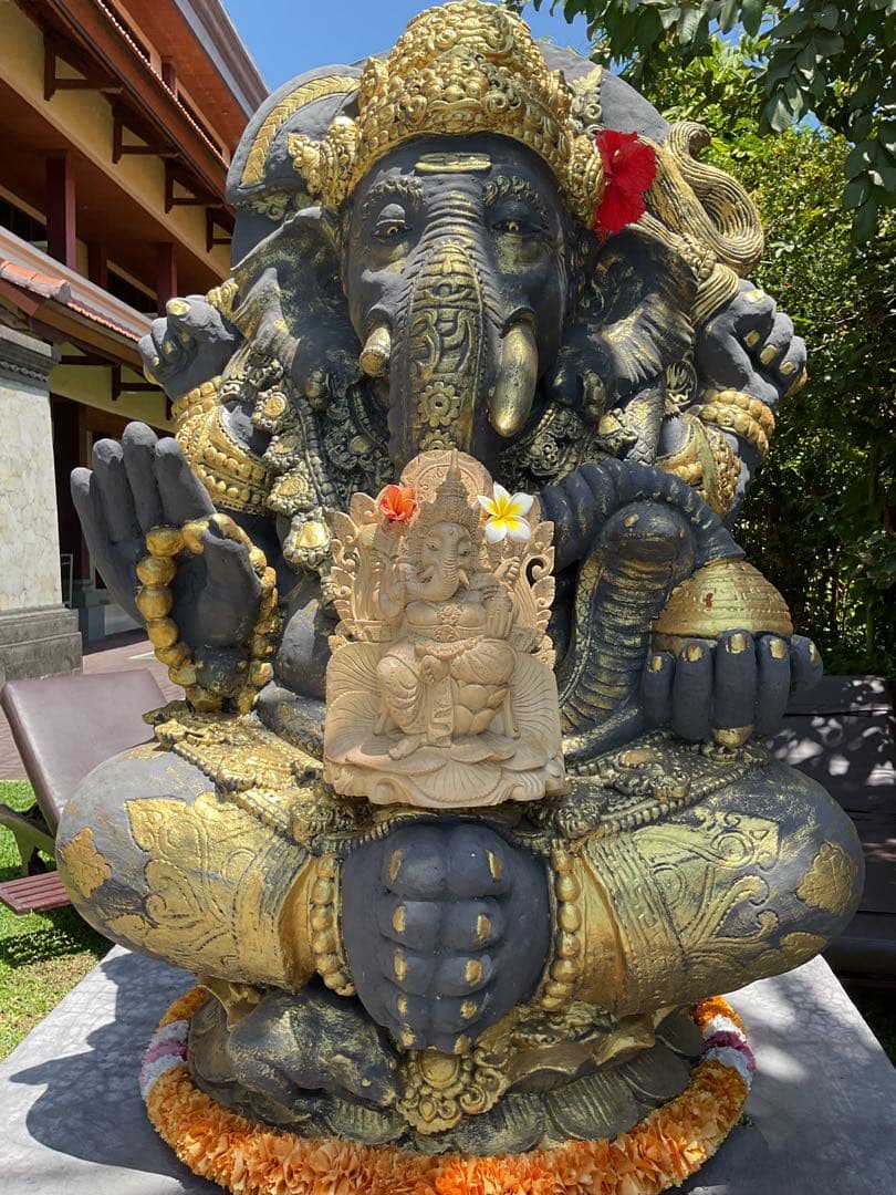 【新入荷】ガネーシャ像(夢をかなえる神様)Hiクオリティ木彫り 29cm
