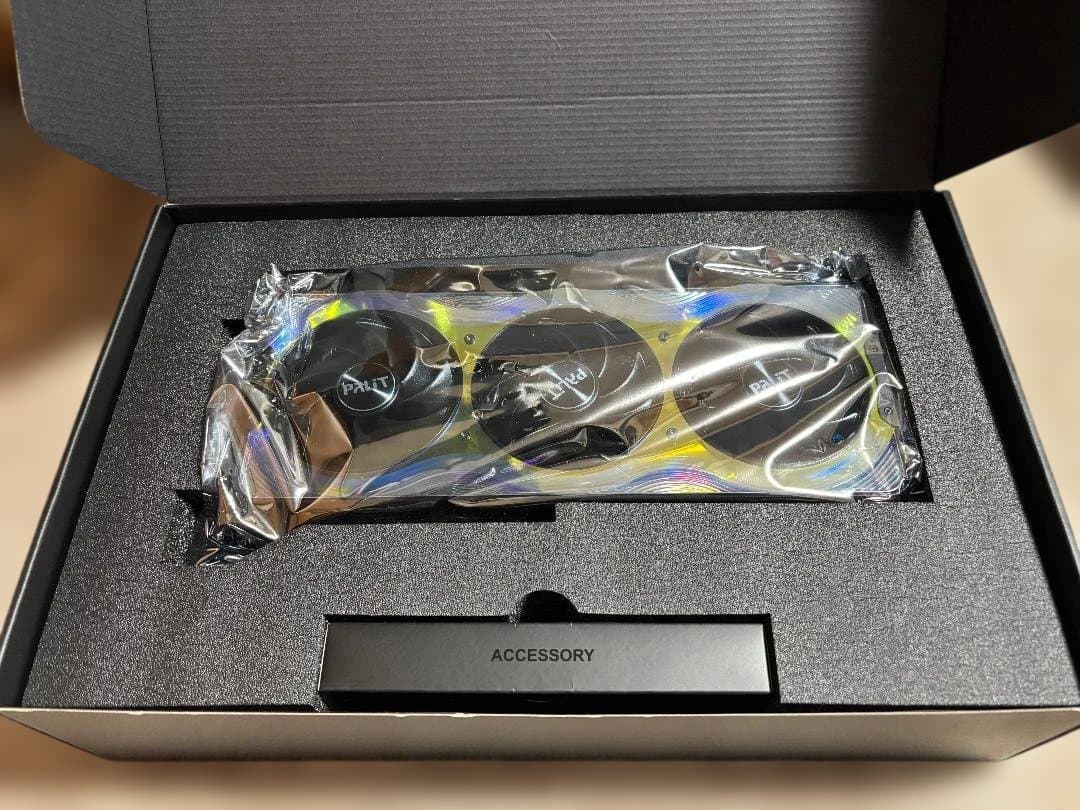 グラフィックボード・グラボ・ビデオカード PALIT GAMEROCK GeForce RTX 5070 Ti 16GB