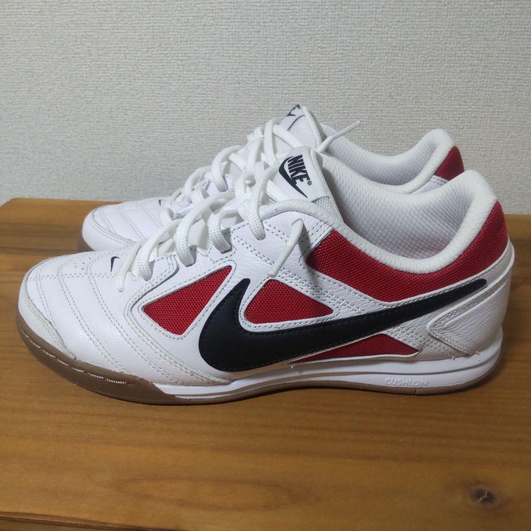 NIKE「GATO(ガト)」フットサルシューズ