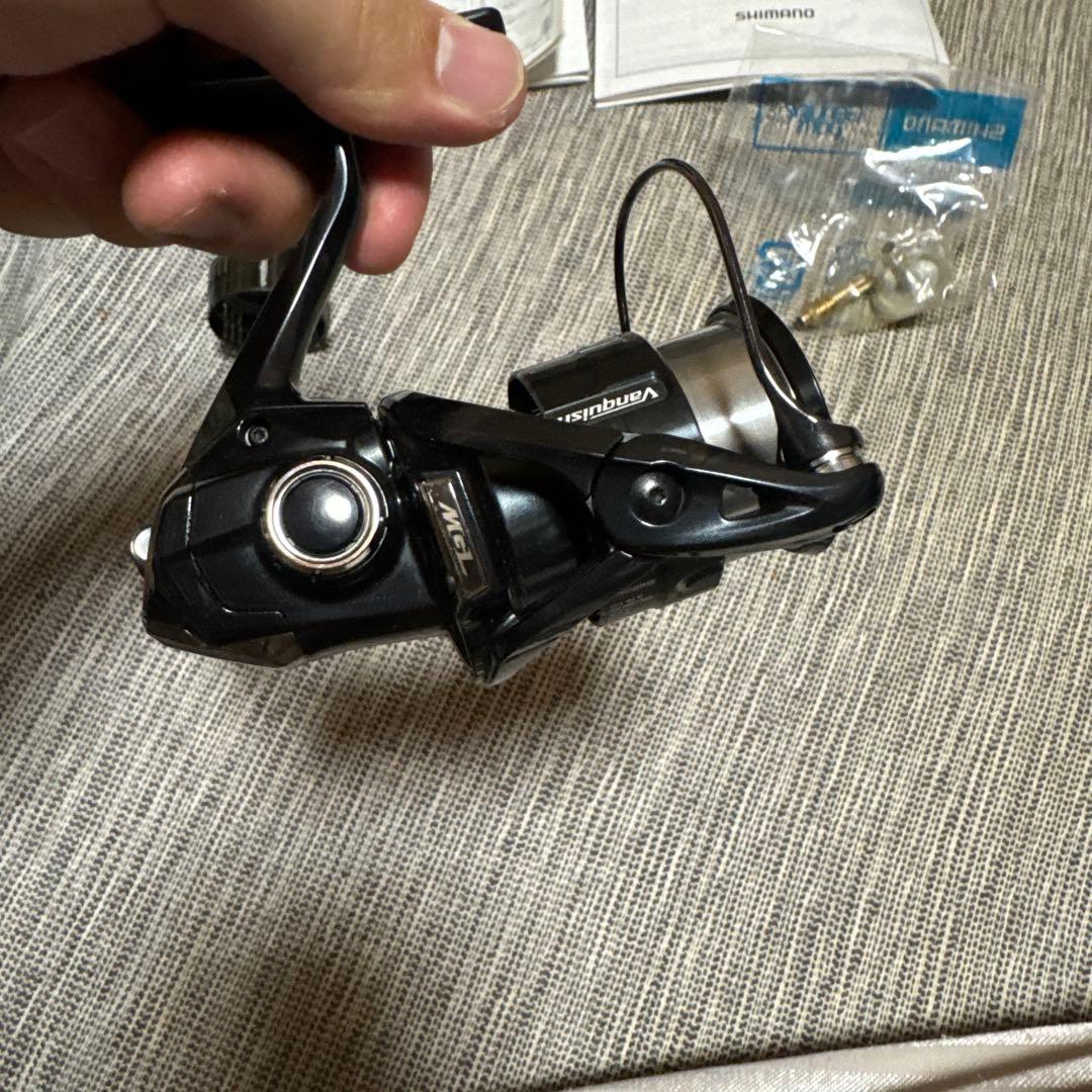 19ヴァンキッシュVanquish C2000S スピニングリール